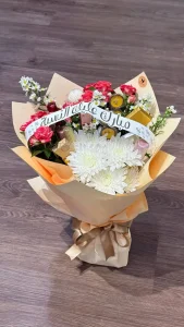 roses bouqet 33